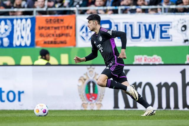 1710664038084039611.jpg 拜仁3连大胜可喜,纸糊后防被鱼腩捅穿让枪手偷笑