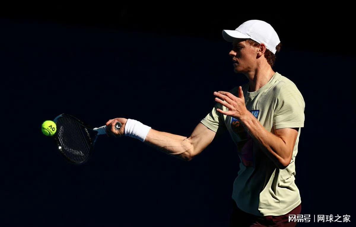 开运体育官网-如今意气风发的辛纳回首去年的至暗时刻:这让我变得更加坚强